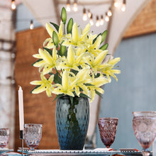 Load image into Gallery viewer, Lily Artificial Flowers Yellow Bouquet