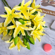 Load image into Gallery viewer, Lily Artificial Flowers Yellow Realistic Bouquet